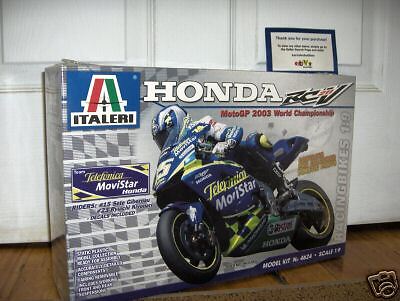 HONDA RCV 211   ITALERI # 4624  