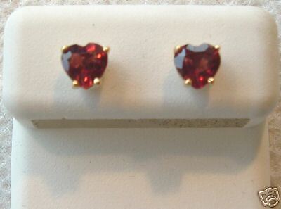 FABULOUS 14K SOLID GOLD GENUINE GARNET HEART EARRINGS  