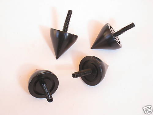 TENDERFEET BLACK ISOLATION CONES   1/4 20 THREADS  