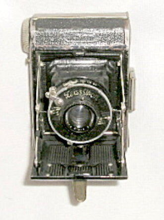 Zeiss Ikon Baby Ikonta 520/18 Folding Camera  