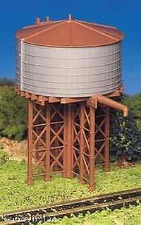 BACHMANN PLASTICVILLE USA WATER TOWER HO SCALE KIT  